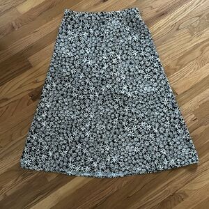 Uniqlo Daisy Printed Slit Midi Skirt